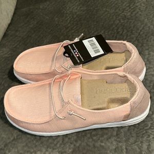 Brand New Pink Hey Dudes